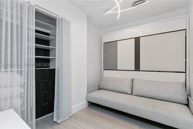 2301 Collins Ave 318, Miami Beach, FL 33139