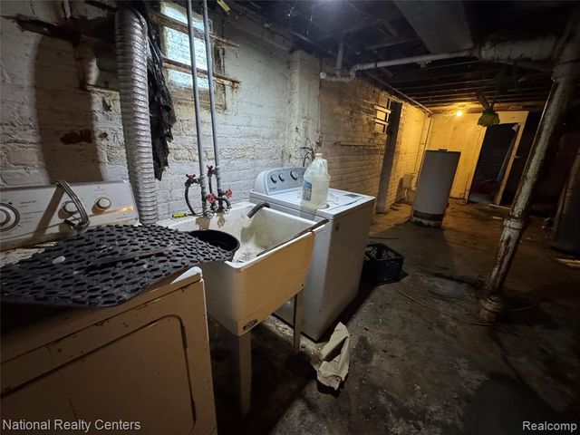 8127 E Hildale Street, Detroit, MI 48234