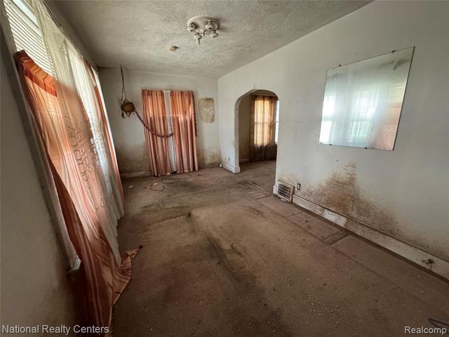 8127 E Hildale Street, Detroit, MI 48234