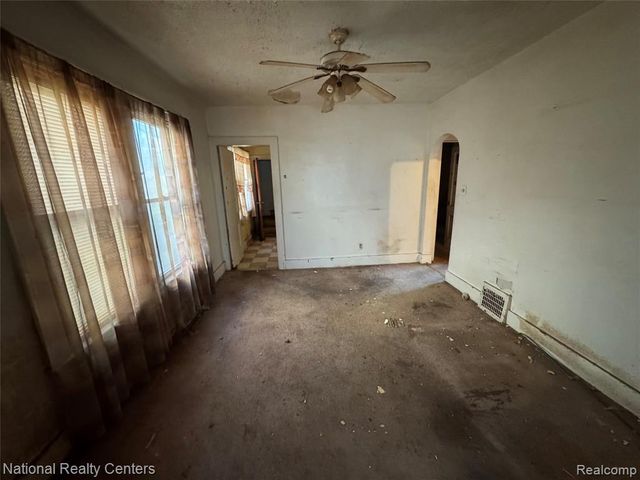 8127 E Hildale Street, Detroit, MI 48234