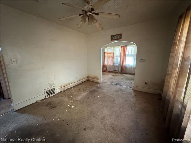 8127 E Hildale Street, Detroit, MI 48234