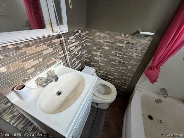 8127 E Hildale Street, Detroit, MI 48234