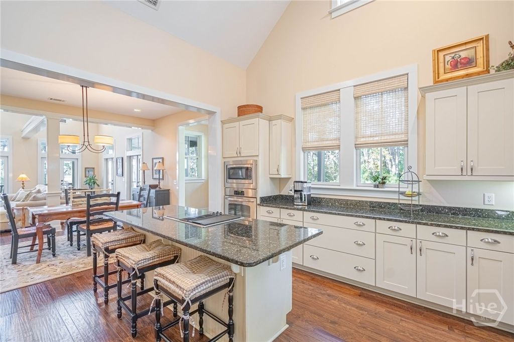 Image 11 of property listing at 3649 Julienton Drive NE, Townsend, GA 31331