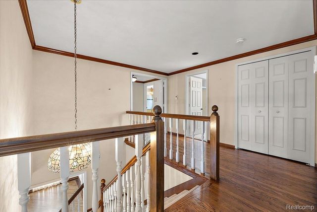 2291 Red Maple Drive, Troy, MI 48098