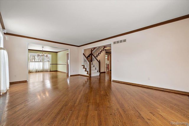 2291 Red Maple Drive, Troy, MI 48098