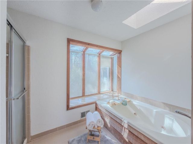 3053 Pointe Court, Snellville, GA 30039