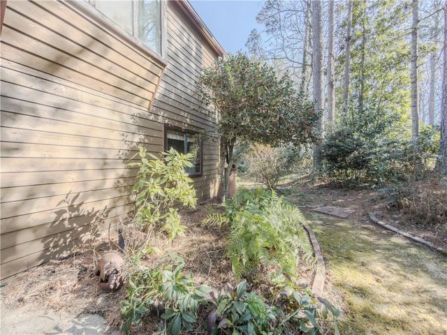 3053 Pointe Court, Snellville, GA 30039