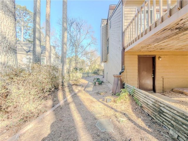 3053 Pointe Court, Snellville, GA 30039