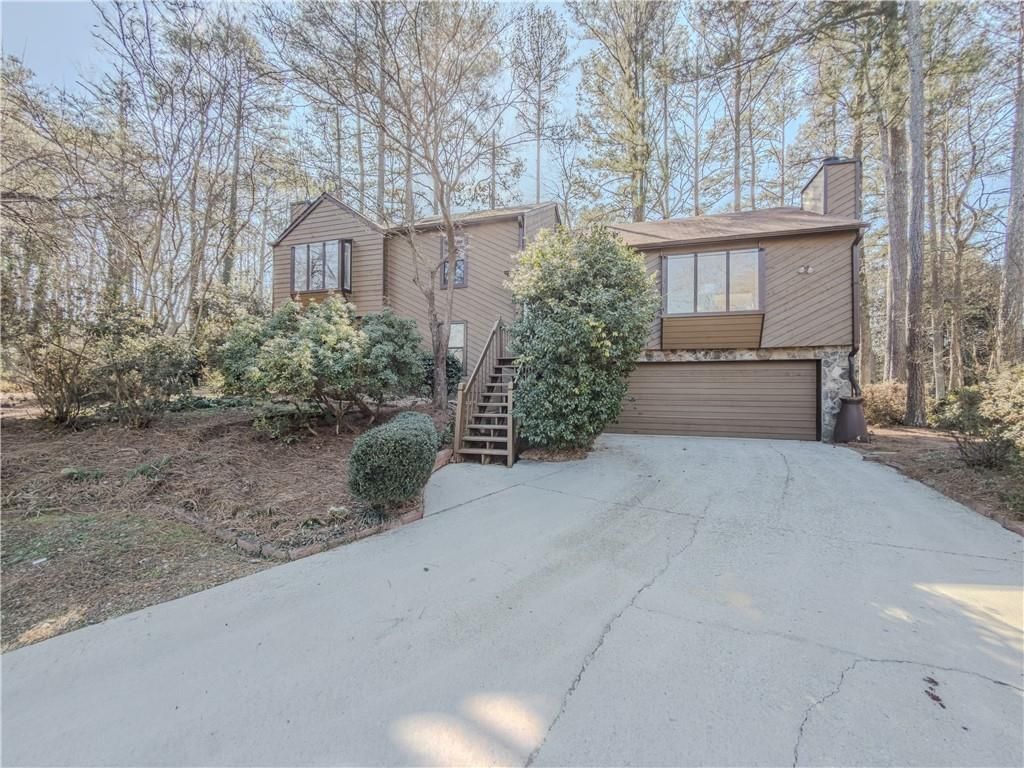 3053 Pointe Court, Snellville, GA 30039
