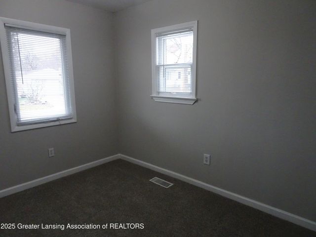 328 W Greenlawn Avenue, Lansing, MI 48910