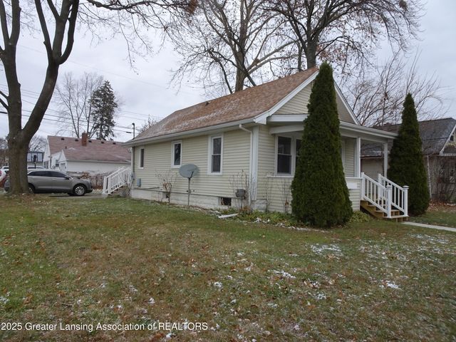 328 W Greenlawn Avenue, Lansing, MI 48910