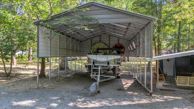 417 Mill Creek Road, Vance, SC 29163