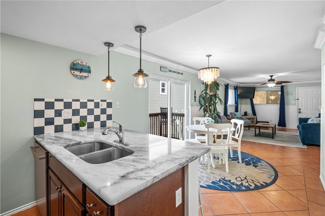 14921 Windward Dr 209, Corpus Christi, TX 78418