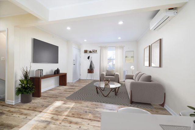 130 Cleveland Avenue, Massapequa, NY 11758