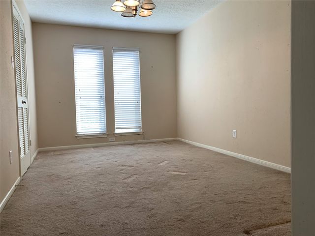 8303 Autumn Willow Drive, Tomball, TX 77375
