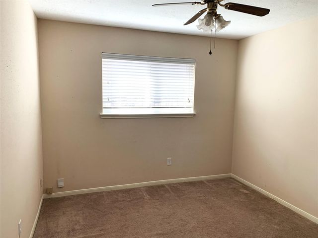 8303 Autumn Willow Drive, Tomball, TX 77375
