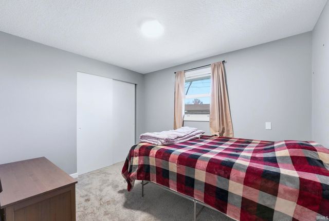 4837 Belvidere Drive, Fort Wayne, IN 46835