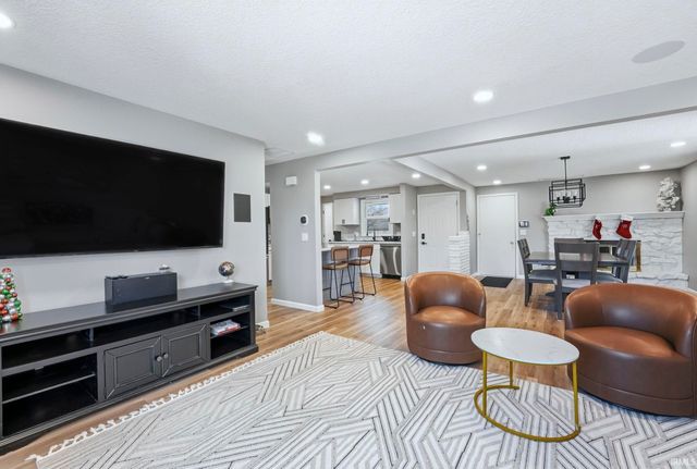 4837 Belvidere Drive, Fort Wayne, IN 46835