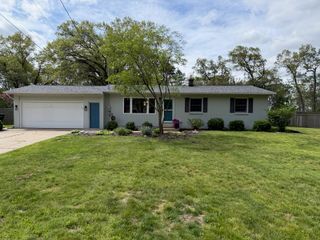 2002 Garret Drive Ne, Grand Rapids Twp, MI 49525
