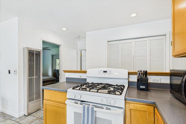 8989 Shelter Cove Road, Shelter Cove, CA 95589