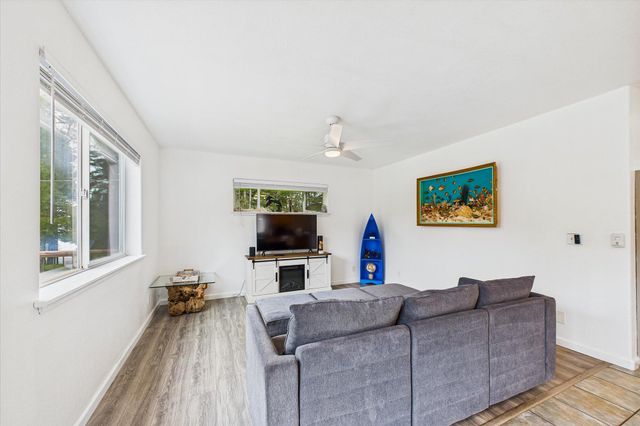 8989 Shelter Cove Road, Shelter Cove, CA 95589