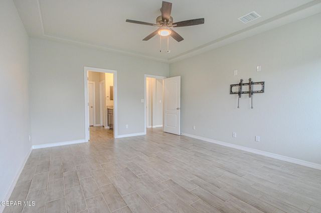 2387 ENCHANTED CROWN Lane, El Paso, TX 79911