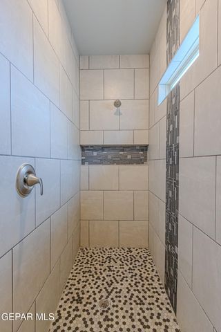 2387 ENCHANTED CROWN Lane, El Paso, TX 79911