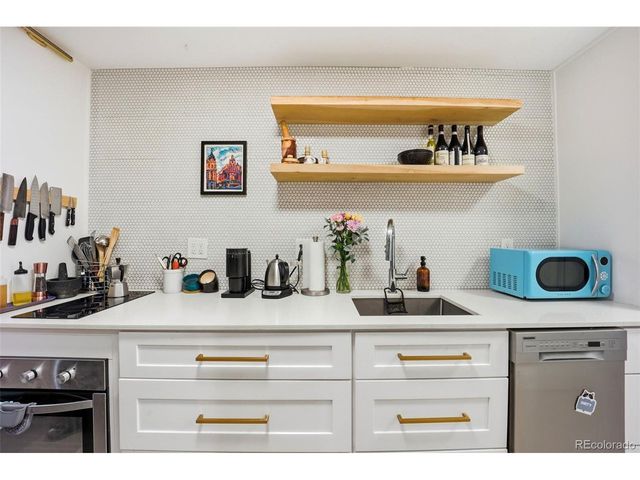 148 S Emerson St 104, Denver, CO 80209