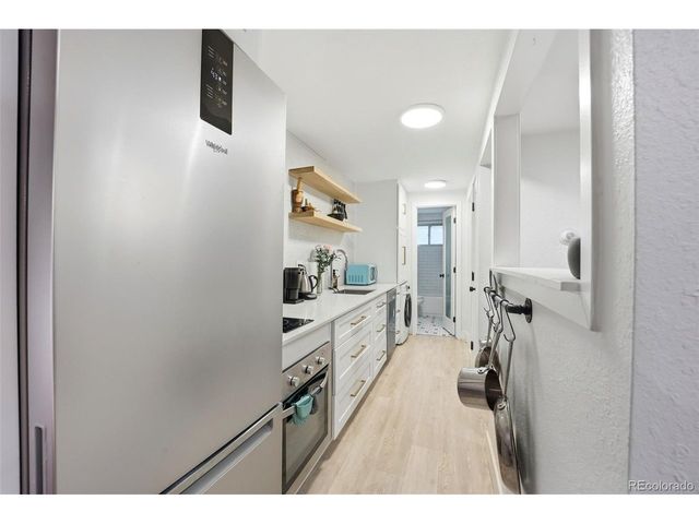 148 S Emerson St 104, Denver, CO 80209