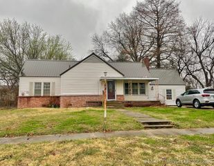 109 S Brown Street B, Vinita, OK 74301