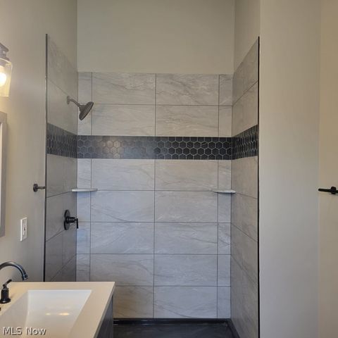 2663 W 28th Place, Cleveland, OH 44113