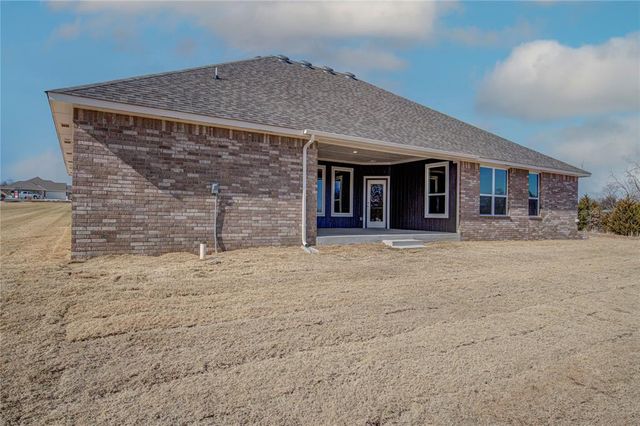11179 Black Lion Court, Blanchard, OK 73010