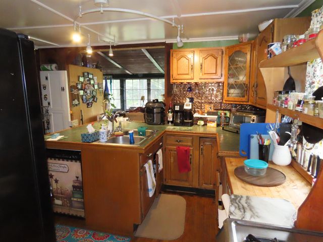 1138 Main Road, Stamford, VT 05352