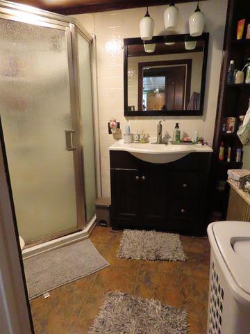 1138 Main Road, Stamford, VT 05352