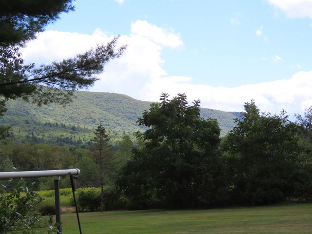 1138 Main Road, Stamford, VT 05352