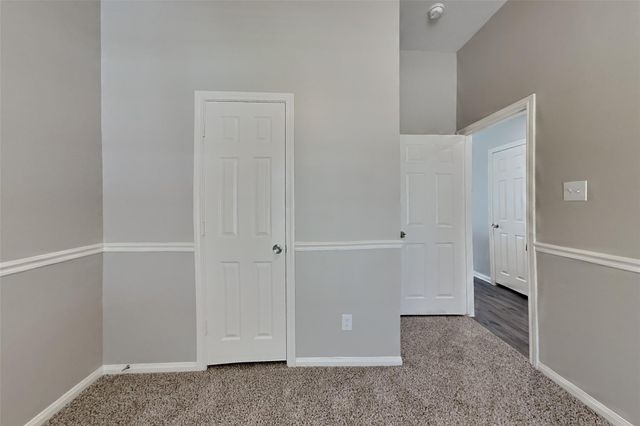 823 Portsmouth Drive, Pearland, TX 77584