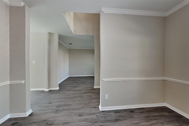 823 Portsmouth Drive, Pearland, TX 77584