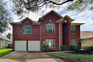 823 Portsmouth Drive, Pearland, TX 77584