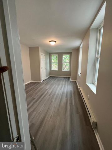 1918 N 32ND ST, Philadelphia, PA 19121