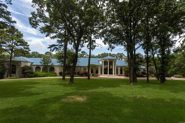1686 Marina Road, Russellville, AR 72802