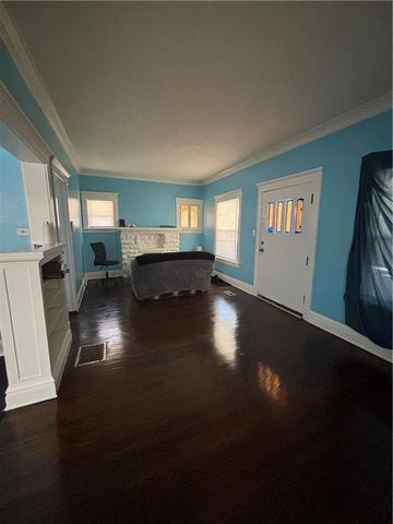 3808 Bellefontaine Avenue, Kansas City, MO 64128