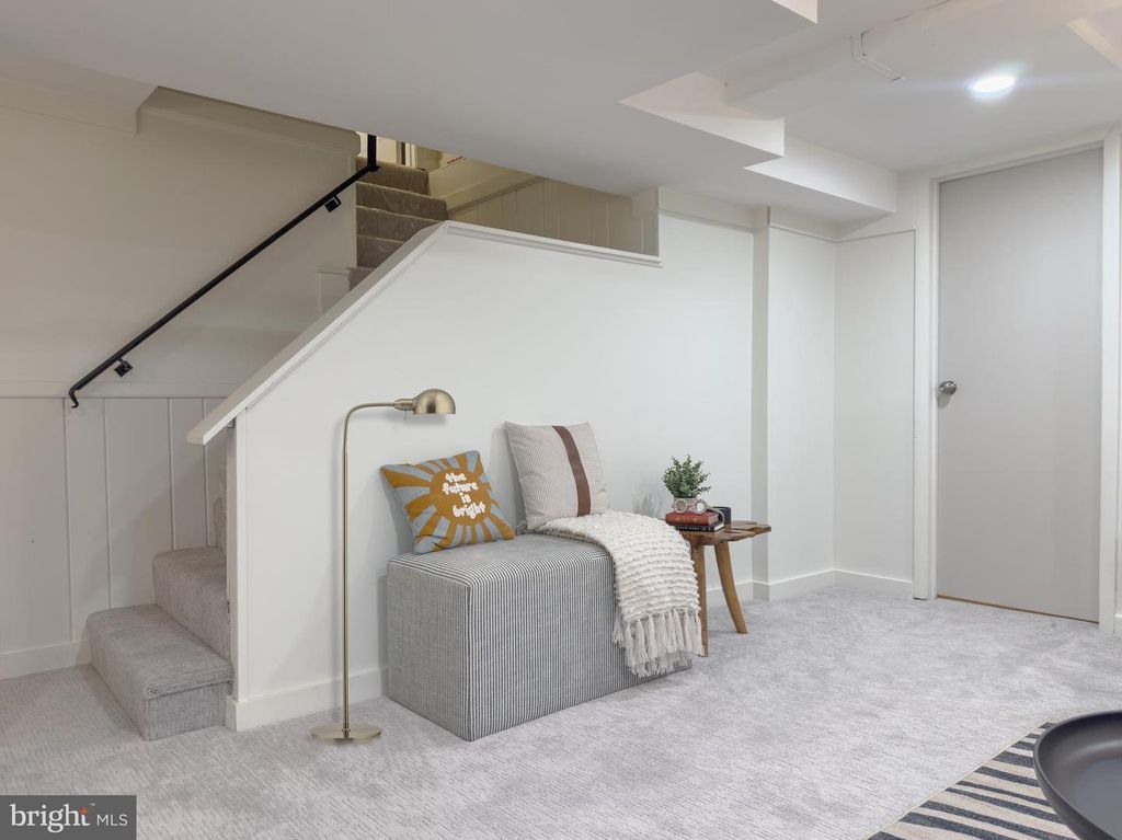 3211 GARY CT, Falls Church, VA 22042