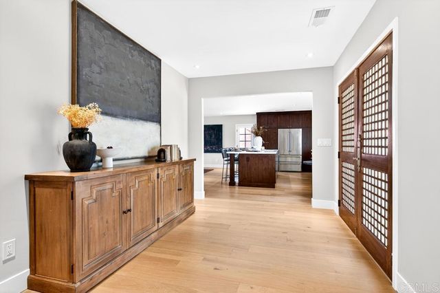 5038 Hastings Road, San Diego, CA 92116
