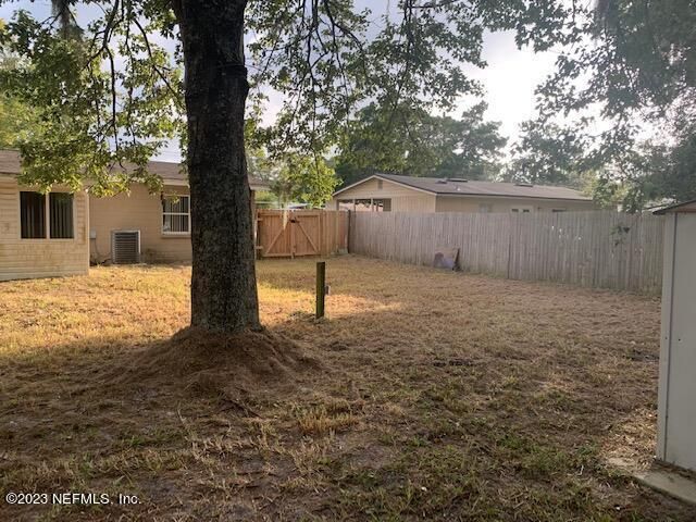 235 BEALL Avenue N, Jacksonville, FL 32218