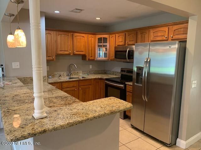 235 BEALL Avenue N, Jacksonville, FL 32218