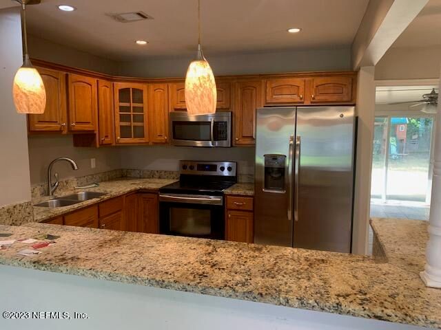 235 BEALL Avenue N, Jacksonville, FL 32218