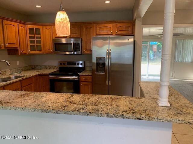 235 BEALL Avenue N, Jacksonville, FL 32218