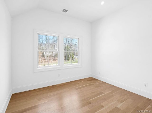 278 Hampton Street, Sag Harbor, NY 11963