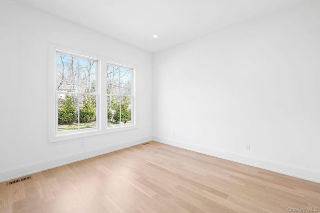278 Hampton Street, Sag Harbor, NY 11963