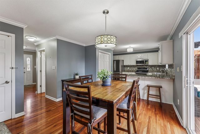 1015 SE Applewood Lane, Waukee, IA 50263